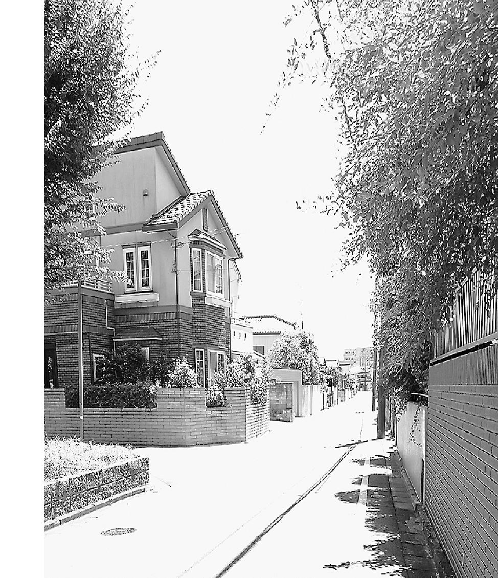 家庭や地域が社会を支え、人々の心が通い合う社会が〝人の世〟というものである。単身世帯が4割に近い今の日本は異常である
