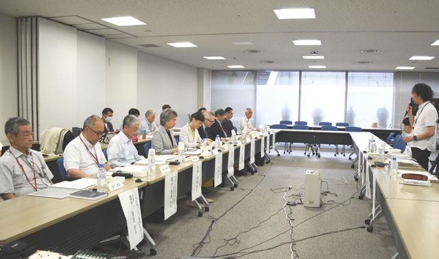 ６月２７日に開かれた標準管理規約見直し検討会の初会合の模様