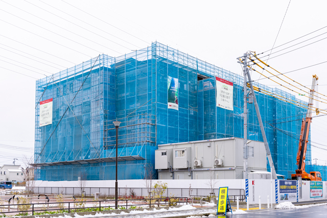 建設中の木造賃貸マンション