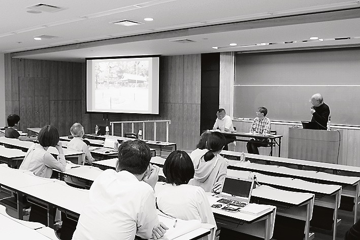 「劇場」テーマに開講