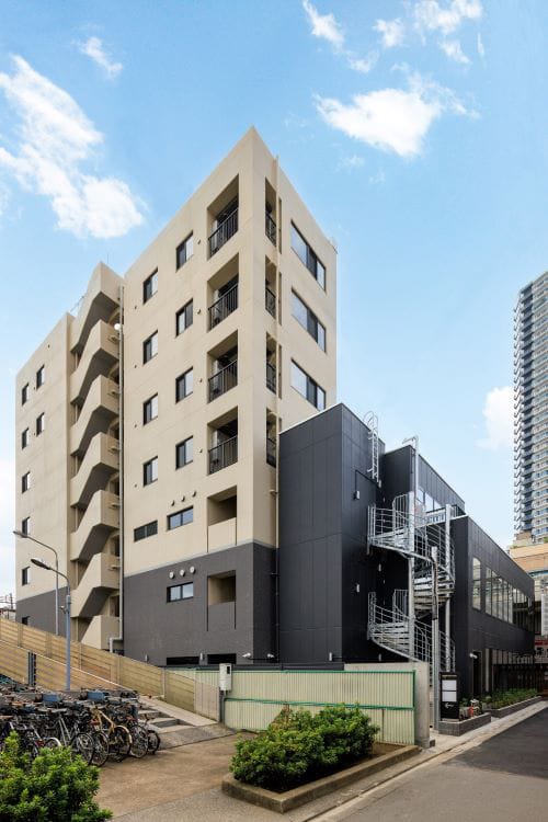 十条駅近に複合賃貸マンション ムゲンエステート 利便性、環境配慮を追求