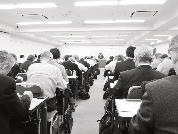 満席となった会場の様子