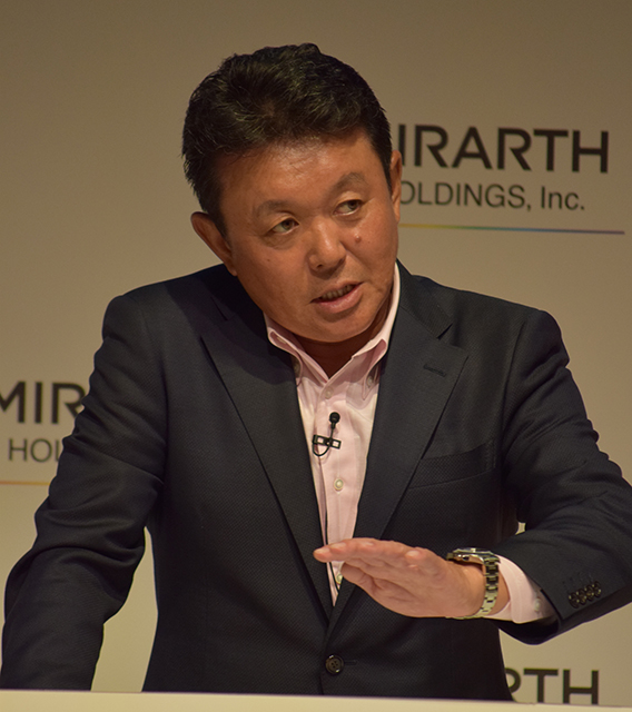 会見する島田社長