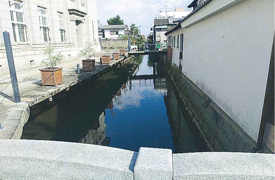 呉服元町を流れるクリーク