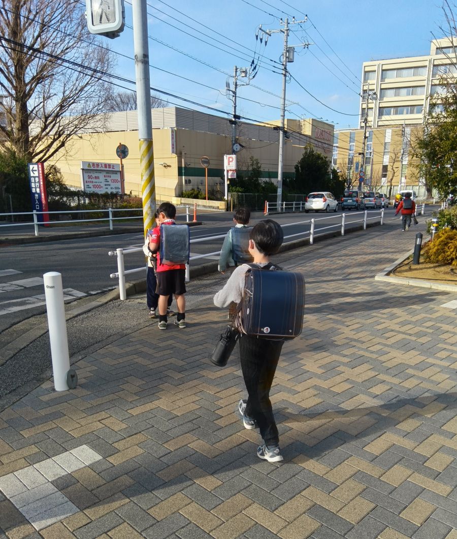 彼方の空 住宅評論家 本多信博 ◇229 閉塞感強まる住宅市場 価格も家賃も上昇 都の新政策に期待が