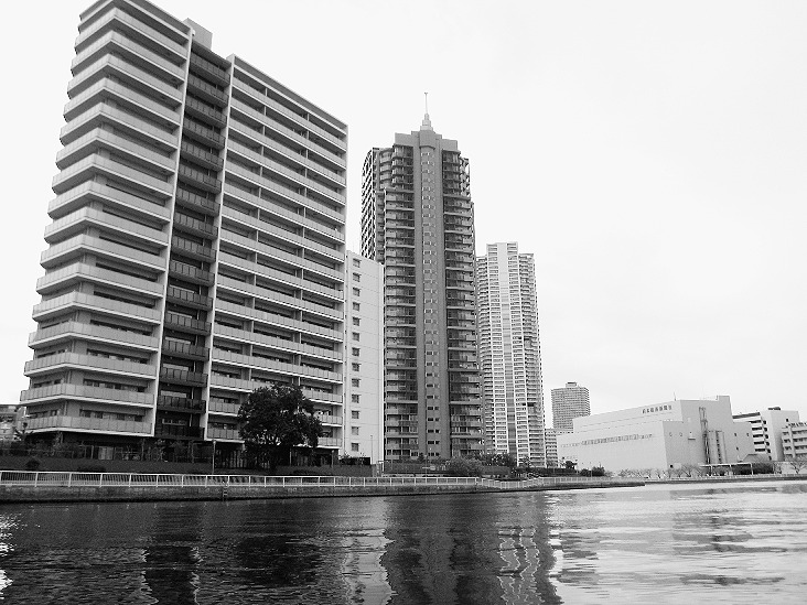 マンションが林立する東雲地区