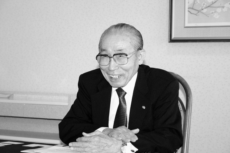 下電興産(株)代表。78~90年、00年から岡山県協会理事長。岡山県不動産協会理事長、岡山県不動産事業協同組合理事長を兼務。旧制大阪商科大卒。岡山出身。87歳。