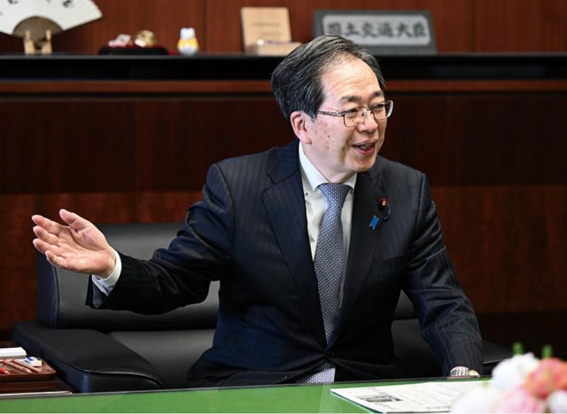 創刊75年記念特別インタビュー　暮らし方や住まい方に新たな価値観　斉藤鉄夫国土交通大臣に聞く