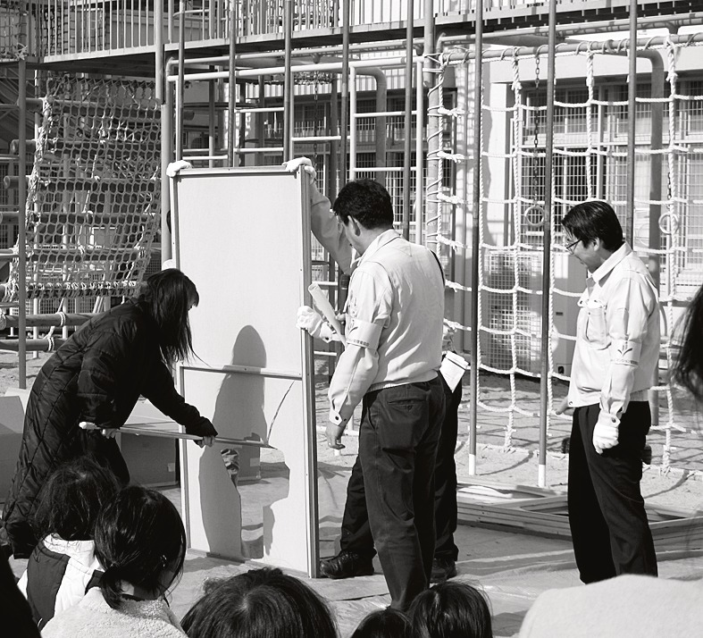 地域と共に訓練に臨んだ
