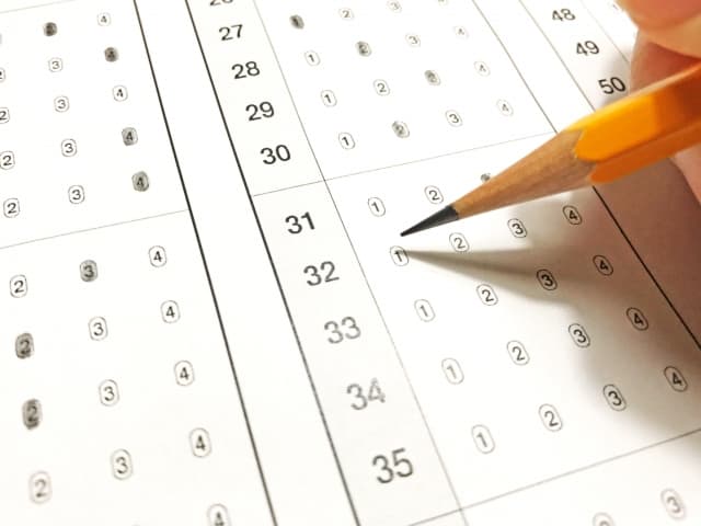 個人情報が漏えい 「異常確認時は連絡を」 宅建士試験