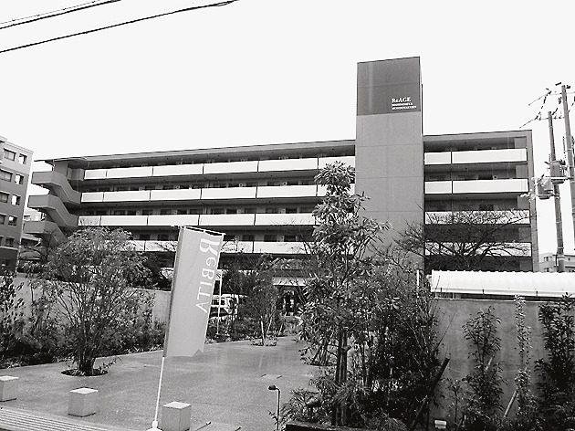 リアージュ西宮門戸厄神の外観。駅徒歩4分の立地だ
