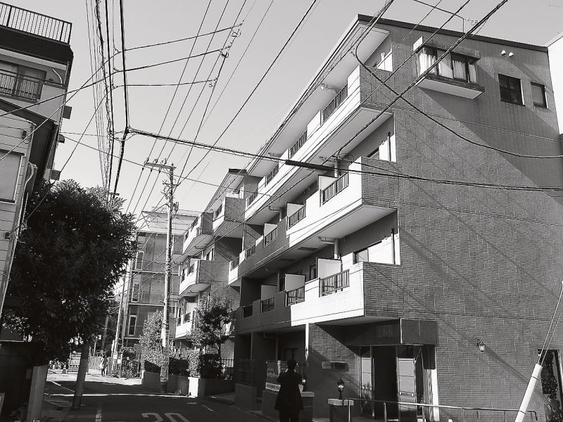 大京グループのサ高住第一号「かがやきの季・中野南台」。社員寮を用途転換した