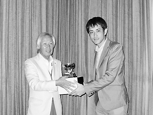 須藤氏が優勝 団体は渋谷区支部 都宅協ゴルフ大会