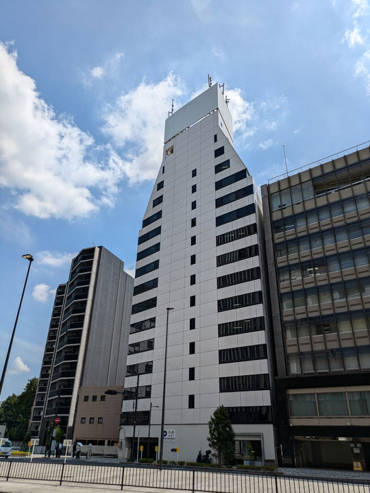 リストデベロップメント 新宿御苑近接オフィスビル取得