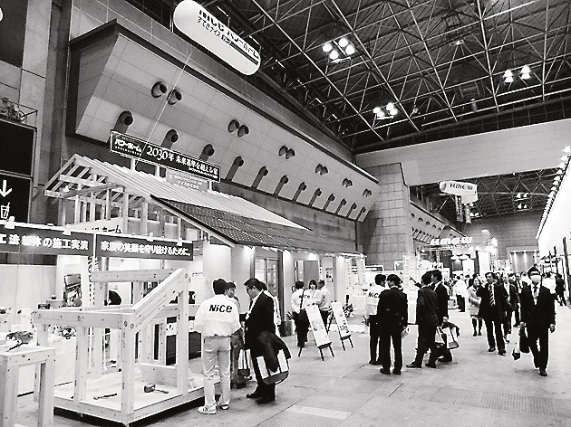 昨年よりも多くの人が来場した「住まいの耐震博覧会」の様子