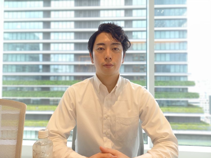 ひと 二刀流で社会人デビュー リストホームズ住宅事業部企画販売課&プロのアイスホッケー選手 三浦 大輝さん