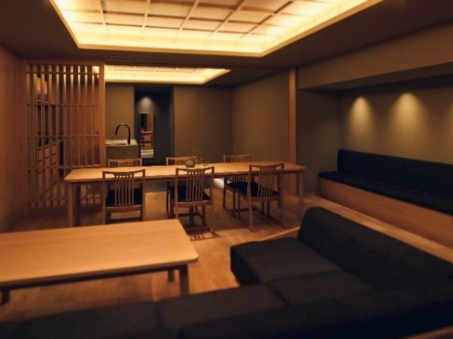 既存ビルをホテルに コスモスイニシア 全6室100m2