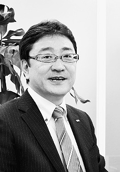 日置文彦社長
