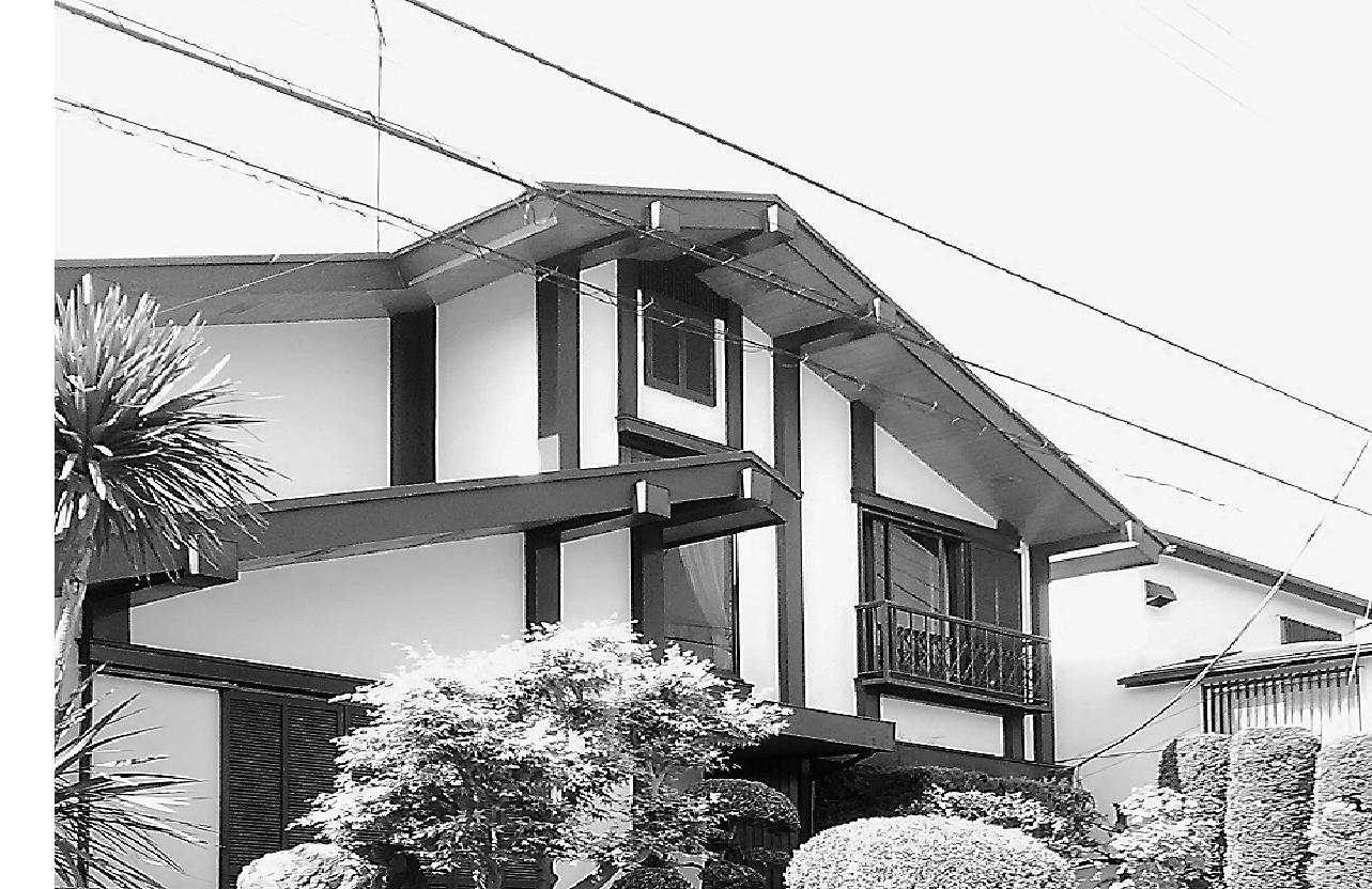 個性と普遍性が見事に融合した家はそこに住む人の人柄を偲ばせる。そして、いつまでも残っていてほしいと思わせる魅力がある
