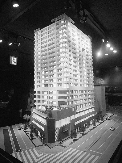 マンションモデルルーム内に設置されている完成予想模型