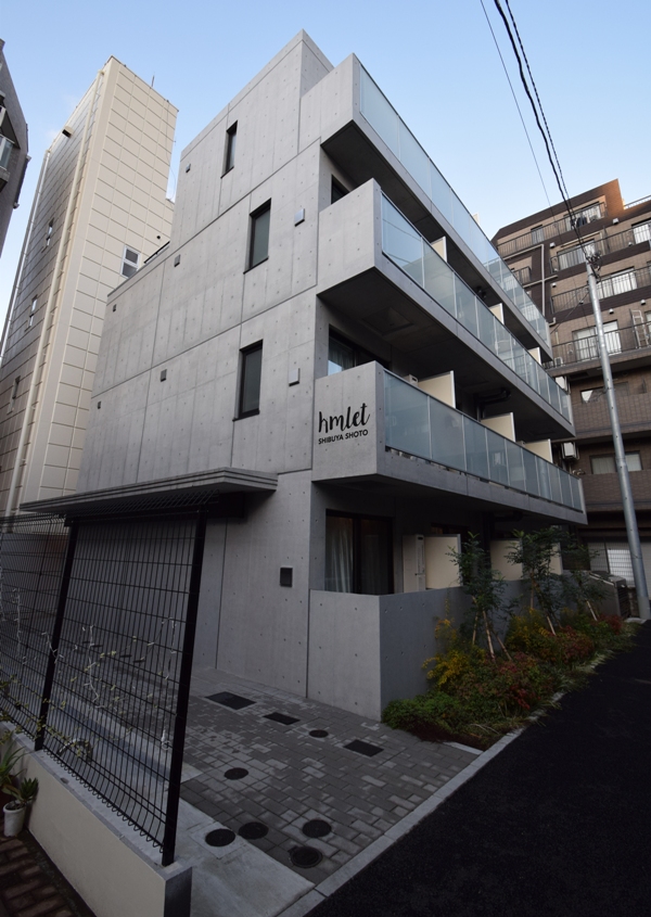 住宅街の中にある「Hmlet@渋谷松濤」
