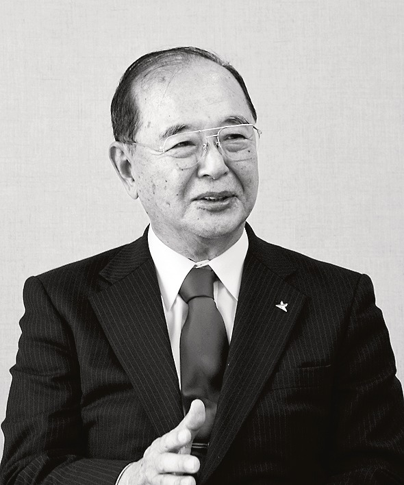 安藤賢治理事長