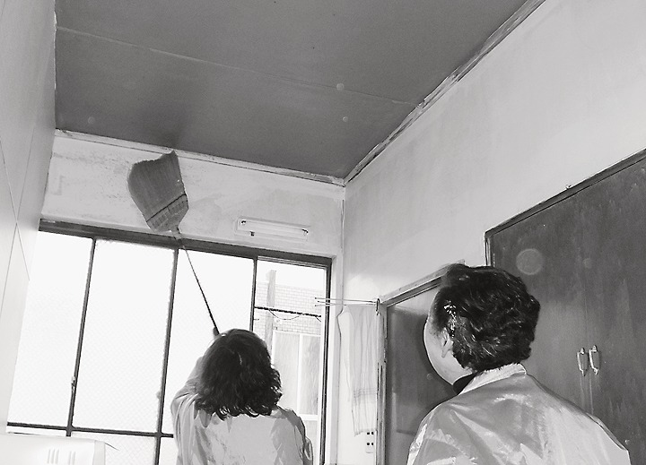増え続ける空き家。総務省の統計では、国内の住宅のうち13~14戸に1戸が空き家となっている。社会問題として認識されている中、不動産会社などの間では適正管理を通じた事業展開が見られ始めている。精力的に手掛ける団体、企業の取り組みを数回にわたりリポートし、その可能性を探る。