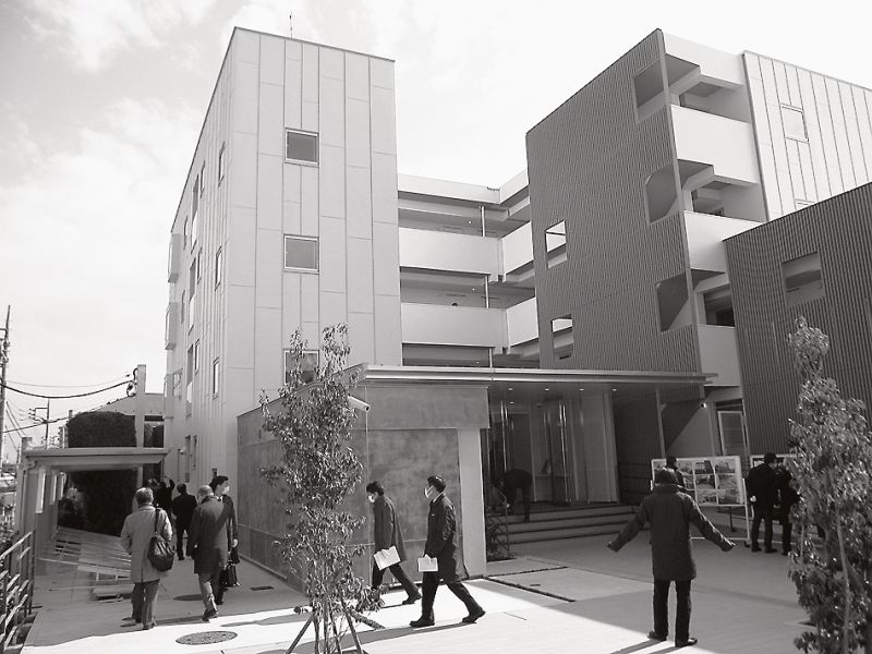 リファイニング賃貸マンションの外観