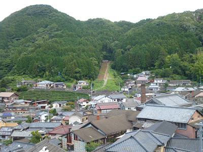 中尾上登窯跡(写真中央)のあるエリア