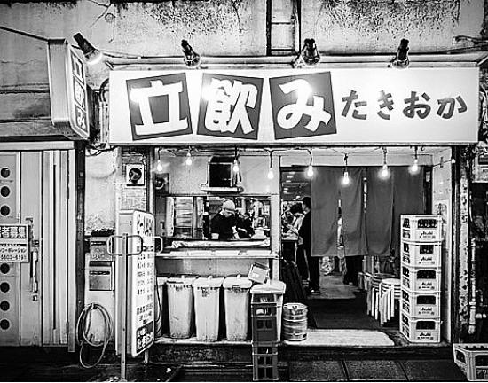 酒場遺産 ▶55 上野アメ横 立飲み たきおか 千円札1~2枚でサクッと