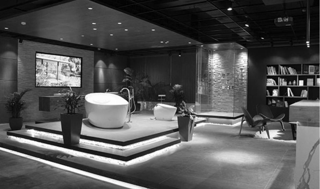 「NEOREST COLLECTIONS」を展示