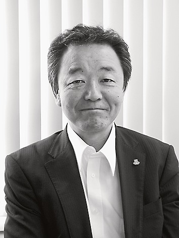 親泊哲氏