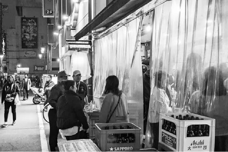 酒場遺産 ▶12 東京・赤羽 「いこい」本店 約半世紀続く骨太な立呑み