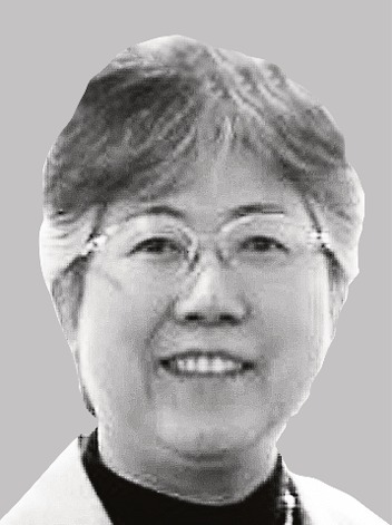 宮原育子教授