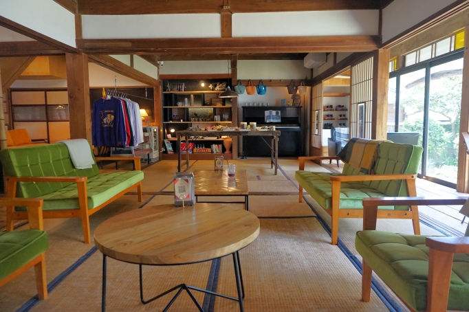 古民家宿の物語 日本全国リノベーション 100 山梨県山梨市「MEKIKI古民家」(中) 心地よい里山の宿目指しコロナ下に開業