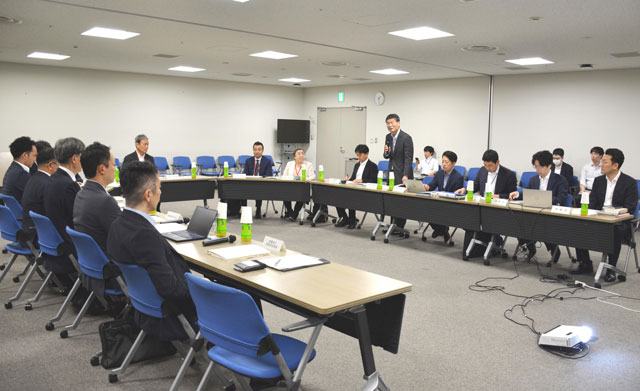 過去の取引価格提示へ 中間整理案で提案 国交省・不特事業あり方検討会