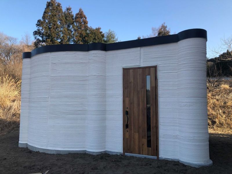 建築確認申請の許可を得て、独自開発の建設用3Dプリンターで施工した(ポリウス)