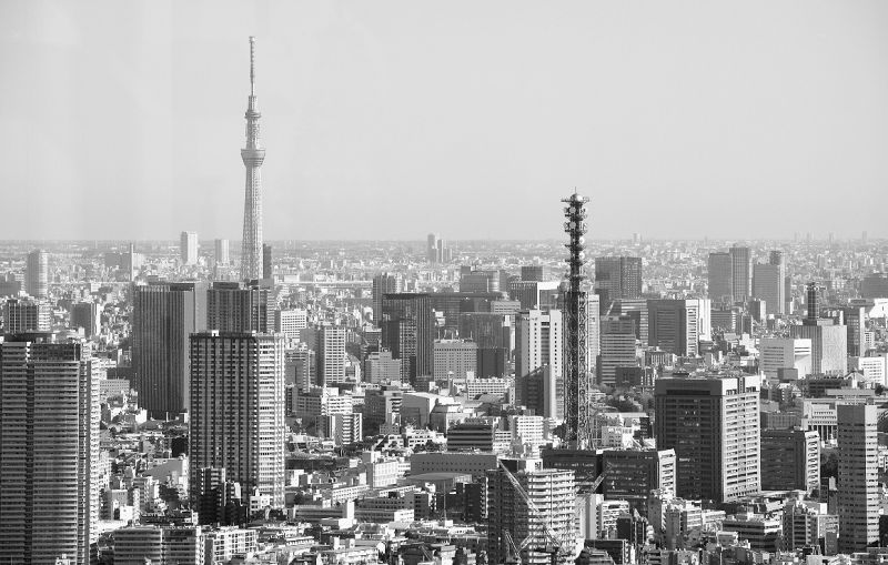 更なる発展を遂げようとする都心部。国際都市として進化するまちが１０年後、２０年後にはどのような顔になるのだろうか