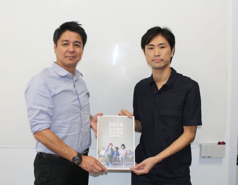 辻本執行役員（左）と金井グループマネージャー