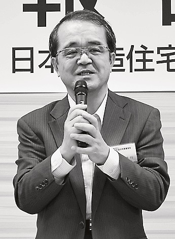 「胸を張って〝新築木造の5軒に1軒が木住協会員の手掛けた家〟と言える」と松川専務理事