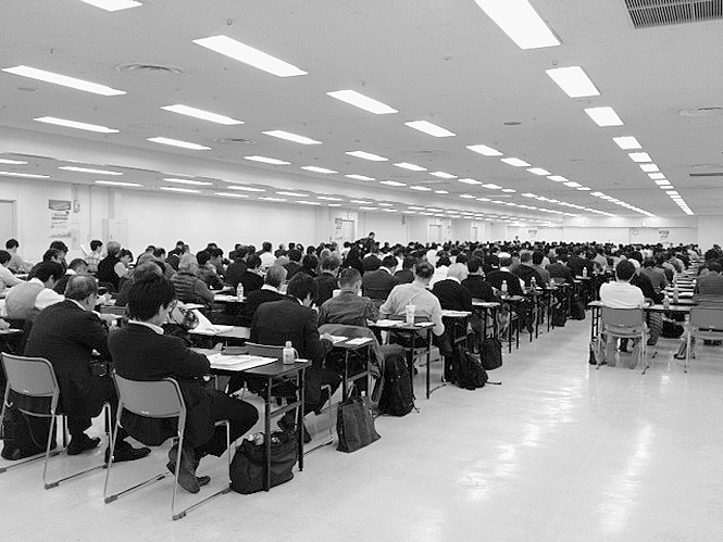 東京会場(池袋のサンシャインシティ)での講習風景