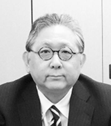 井出武氏