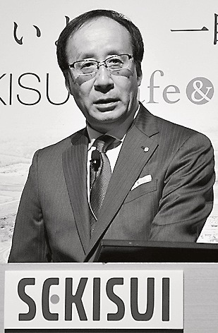 「社会課題の解決目指す」と語る高下社長