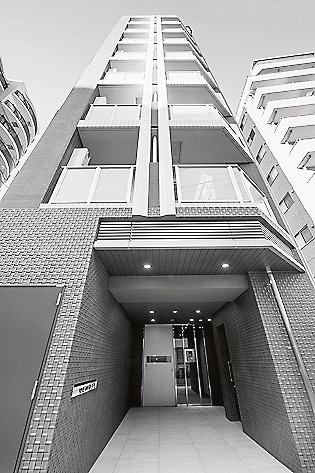 東京・神楽坂に竣工した「イデアル神楽坂」正面。資産家の相続対策対策ニーズが高まっている