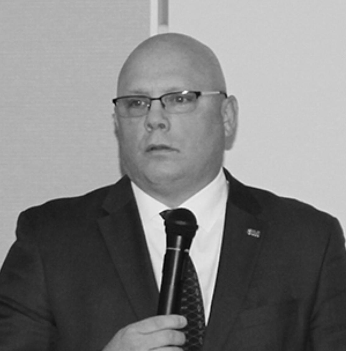 マロウシェク氏