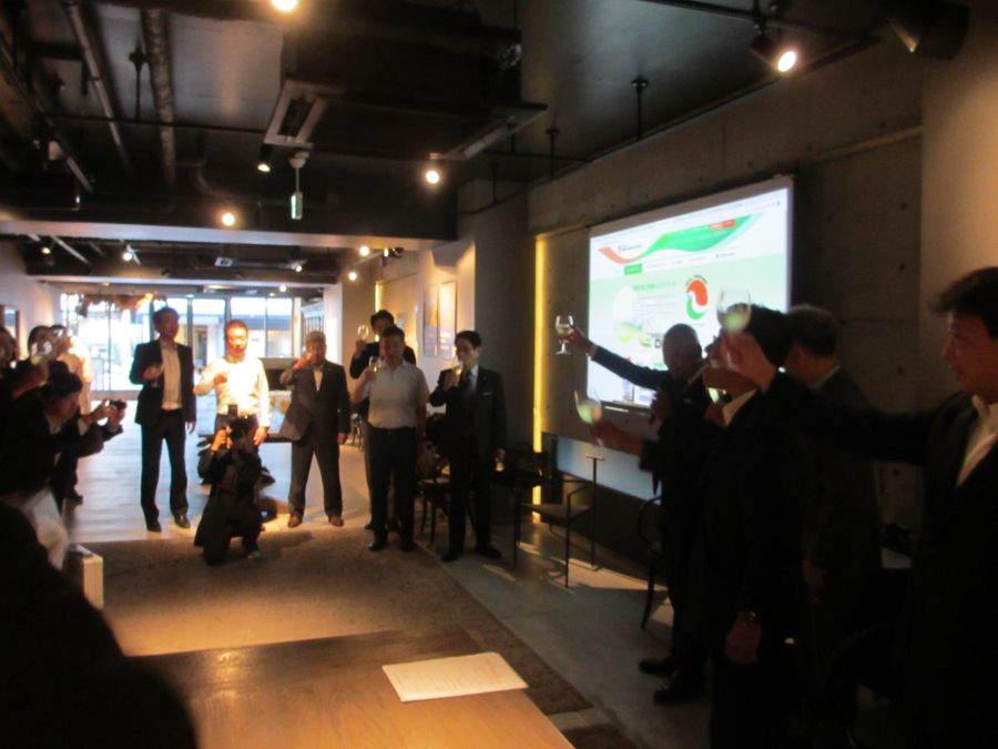ブランディング動画完成で会員に披露 京都宅建協会