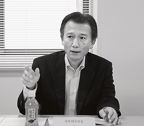 今後の用地取得強化について説明する糺氏