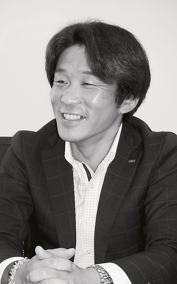 田中弘樹氏