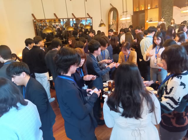 「リベンジ入社式」Z世代100人が交流 森トラスト