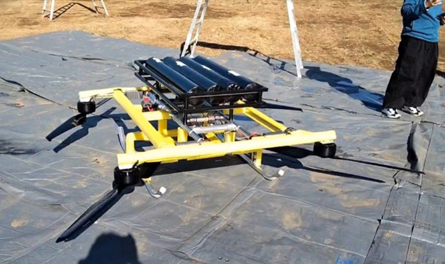 ワールドスキャンプロジェクト 空飛ぶクレーン開発